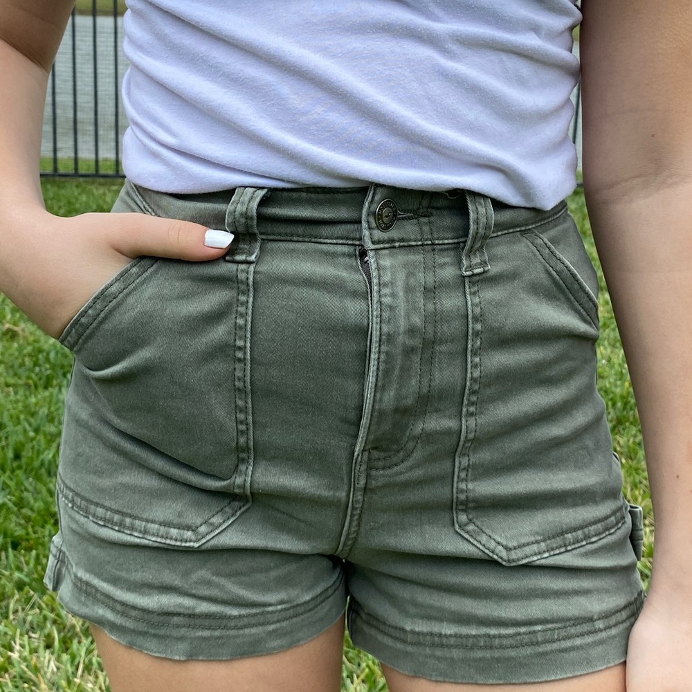 Size xxs Hollister shorts (worn by slim 11 yr old)